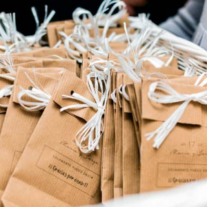 Detalles para Invitados