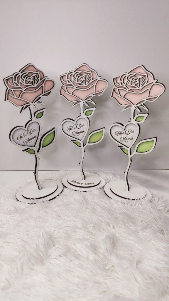 Rosa de Madera en Color