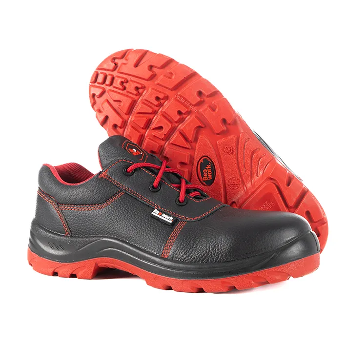 Zapato no metálico de piel hidrofugada VIDAR S3S MAX
